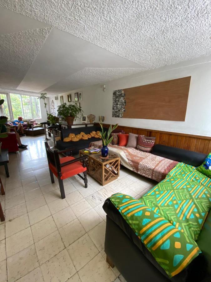 Hostal Casa Las Tias Medellín Zewnętrze zdjęcie