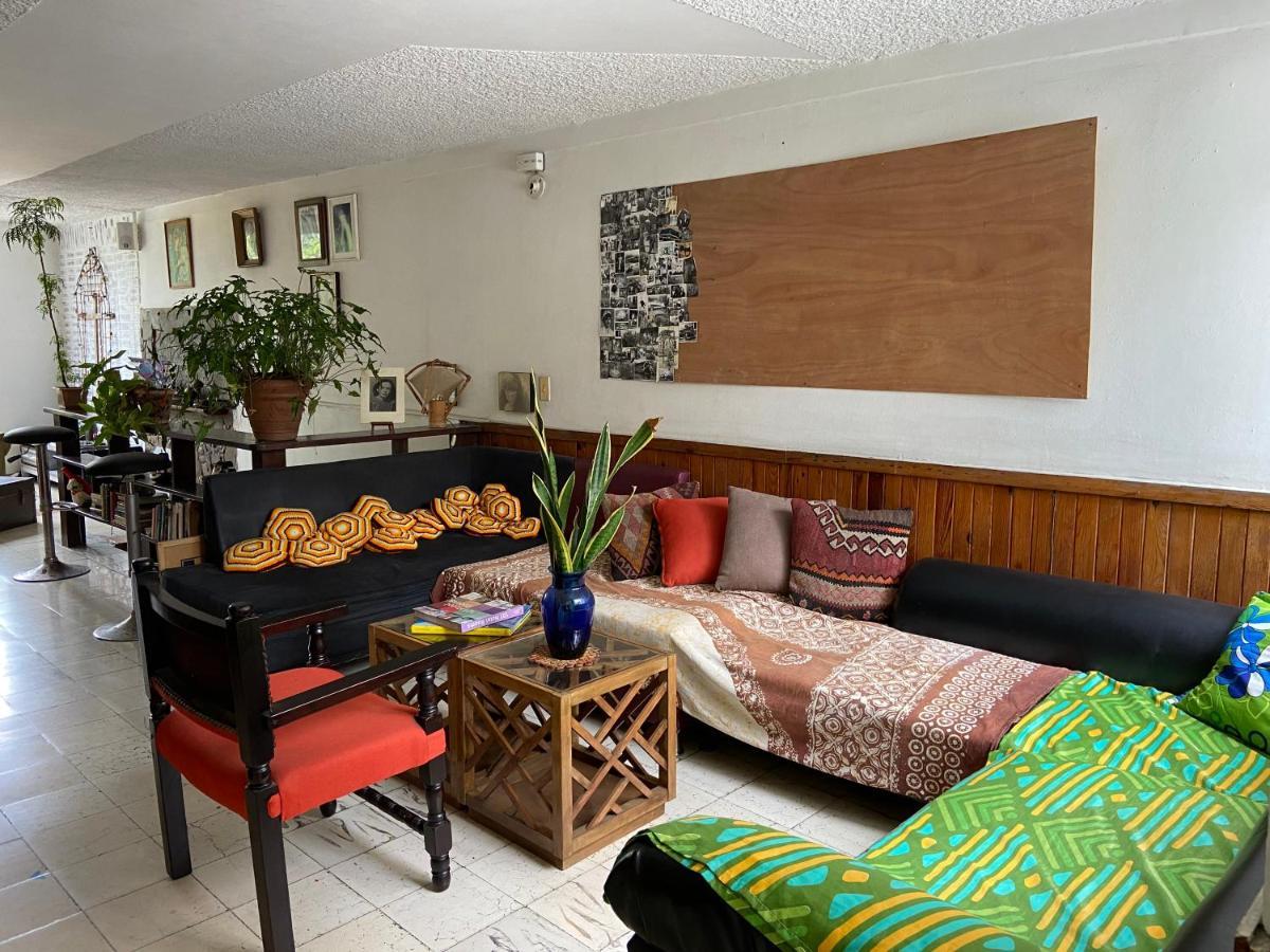 Hostal Casa Las Tias Medellín Zewnętrze zdjęcie