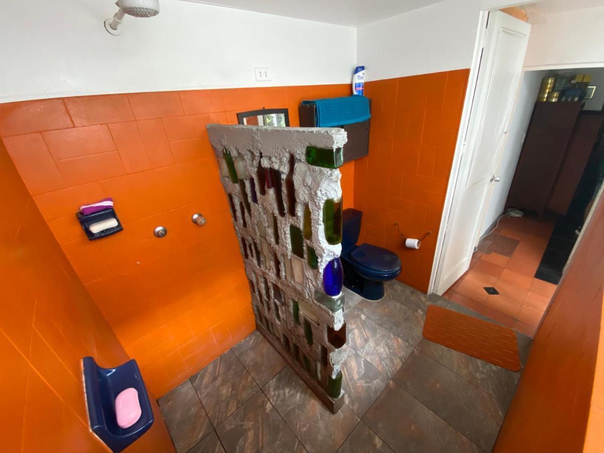 Hostal Casa Las Tias Medellín Zewnętrze zdjęcie
